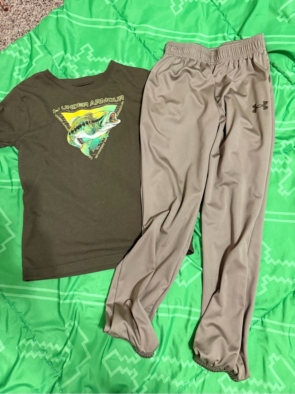 Boys Under Armour Outfit